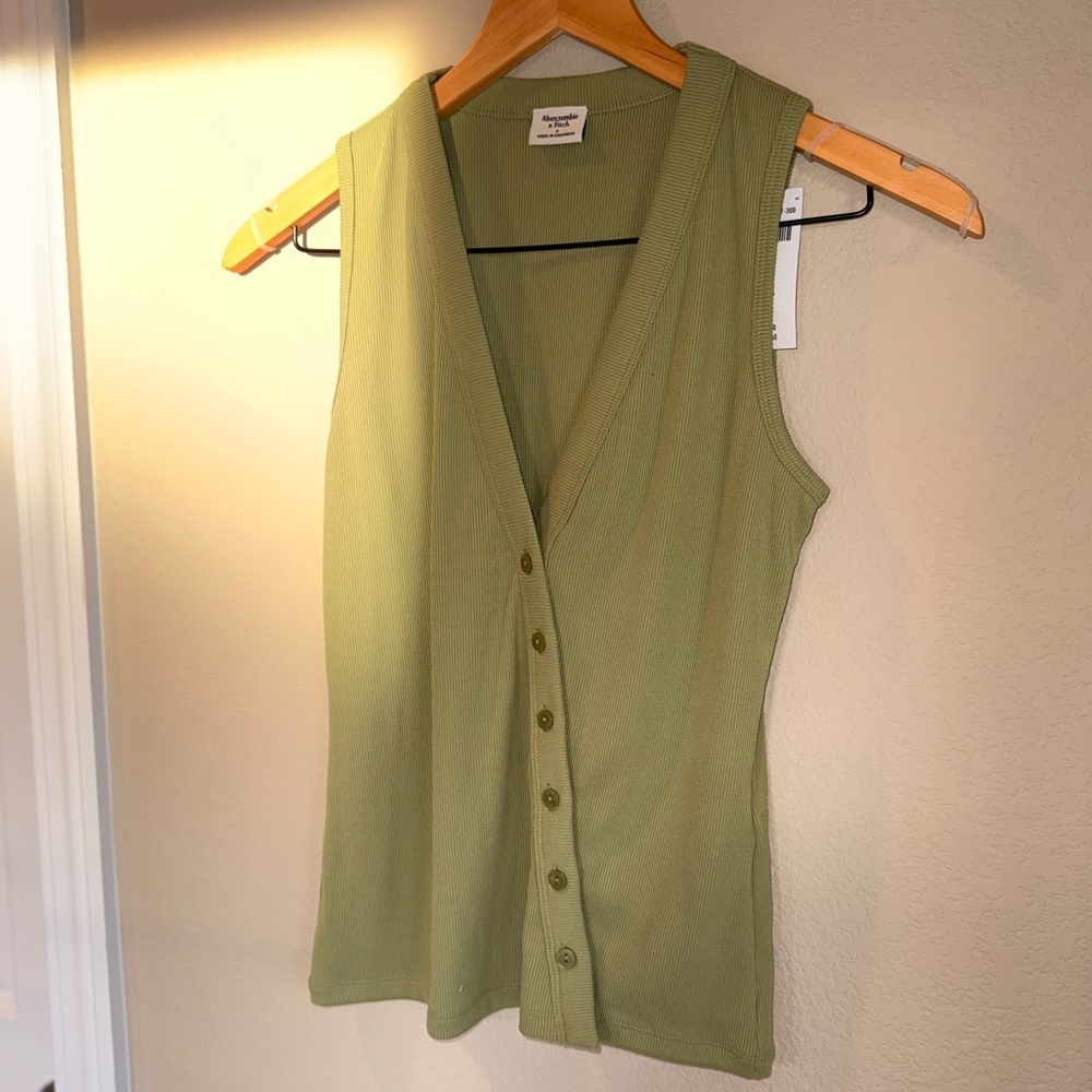 Abercrombie & Fitch Olive Button-Down Tank Top / New w/ tags